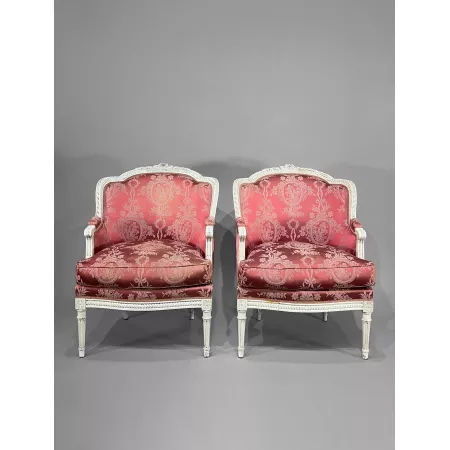 Para autentycznych foteli Berżere w stylu Ludwik XVI...