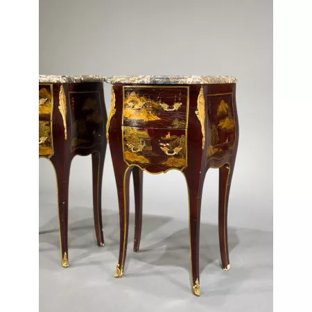 Stoliki nocne ręcznie malowane w styl Chinoiserie...