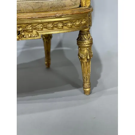 Fotel Bergere w stylu Ludwika XVI Francja koniec XIX wieku