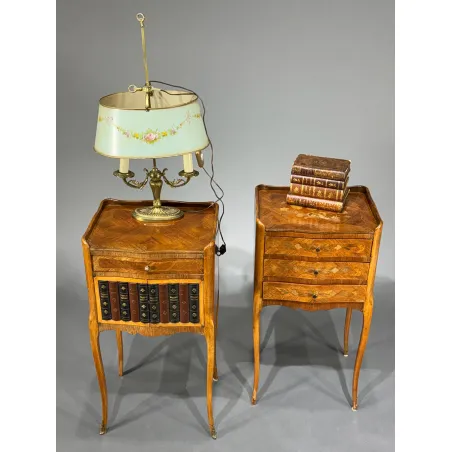 Stolik nocny (para) intarsjowany w stylu Ludwik XV Francja